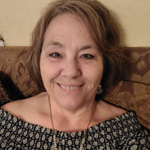 Meet your Posher, Deb